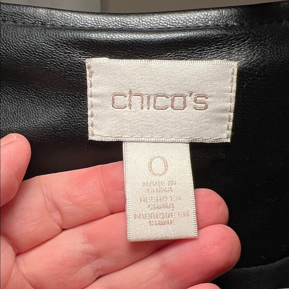 Sleek Chico’s Black Faux Leather Fringe Open Front Long Sleeve Jacket - Picture 3 of 13